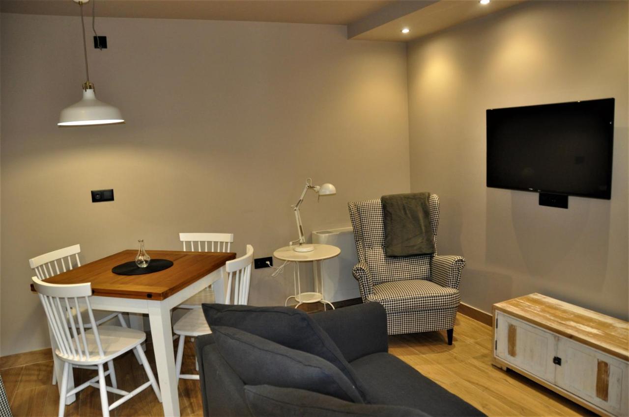 Apartamentos Las Agueeras Linares  ภายนอก รูปภาพ